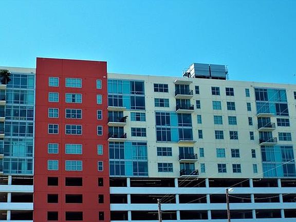 2nd image of 1208 E Kennedy Blvd Unit 826