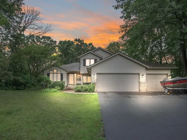 7670 231st St N, Forest Lake, MN 55025