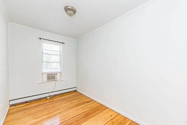 Rented by Voro New York | media 17