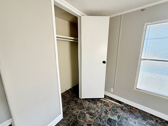 5th image of 6021 Double R Cir