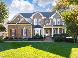900 Kingham Dr, Midlothian, VA 23114