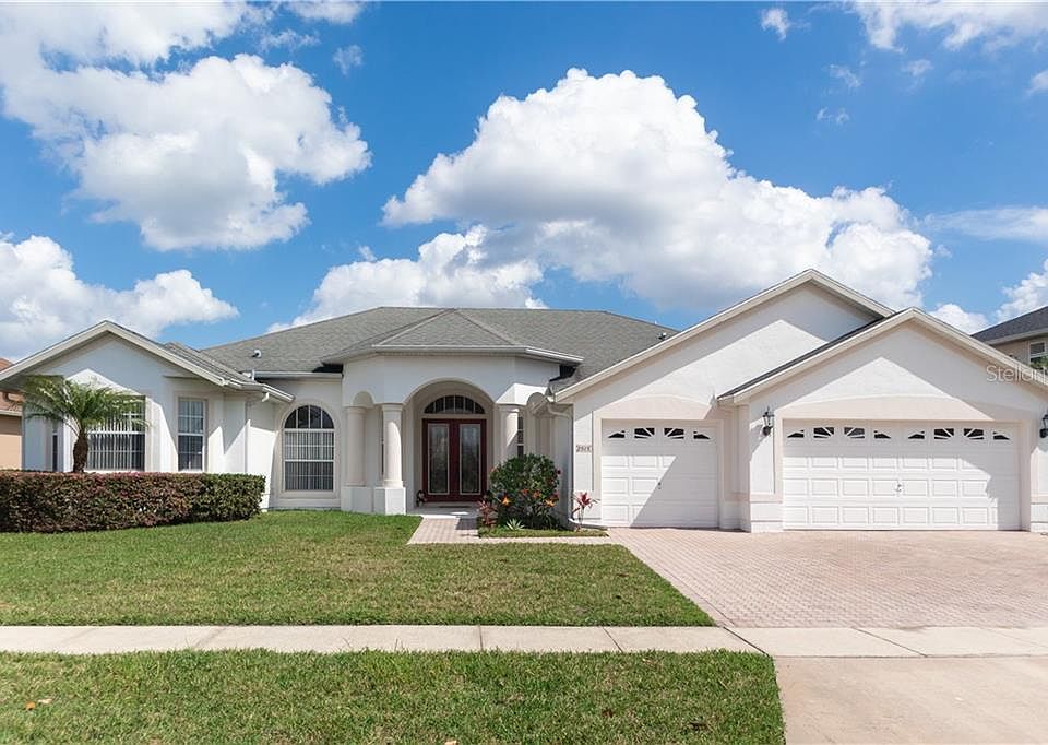 1st image of 2515 Chapala Dr