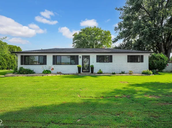 7114 S Midland Ave, Columbus, IN 47201