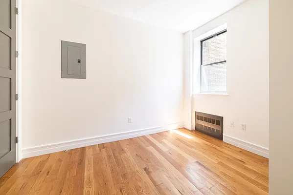 Rented by ATM Realty Service Inc | media 20