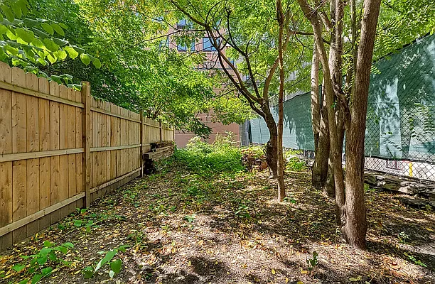 Rented by REAL New York | media 22