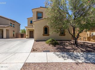 8904 E Abrams Loop, Tucson, AZ 85710