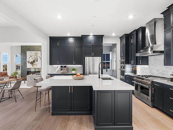 Homesite 21 Kitchen - Virtually Staged