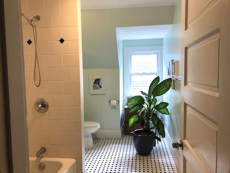721 Chislett St — Photo 21