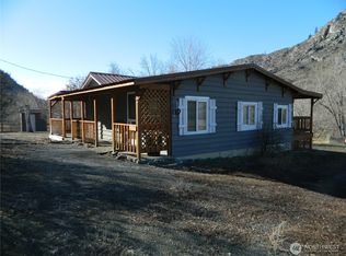 2127 Sinlahekin Rd, Loomis, WA 98827