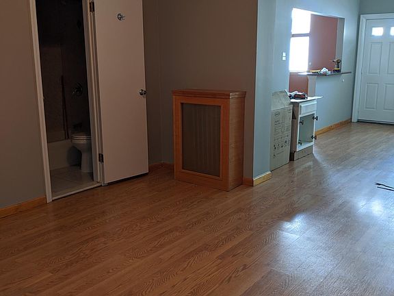 4th image of 3621 Avenue S #1R