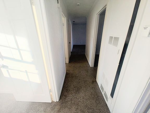 3rd image of 6126 Avenue Q