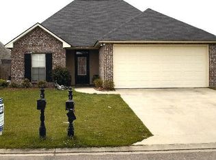 40421 Cross Creek Ave, Gonzales, LA 70737