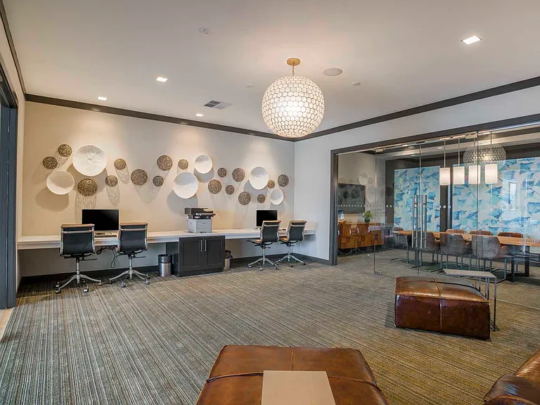 Wayfarer Apartments + Marina — Photo 44