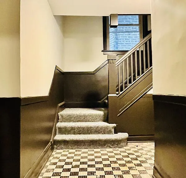 1371 S California Ave #2W — Photo 35
