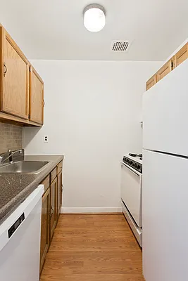 Rented by Corcoran | media 8