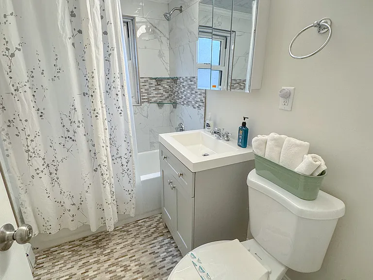 79 Chestnut St #2B — Photo 9
