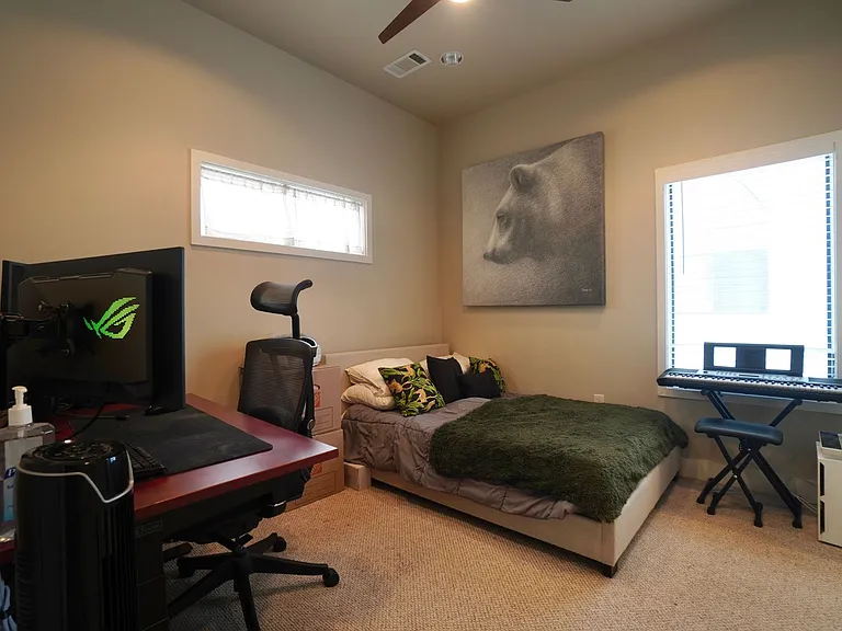 1702 S Lamar Blvd #24 — Photo 11