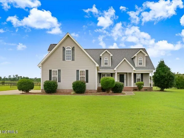 103 Edgerton Farm Drive, Pikeville, NC 27863