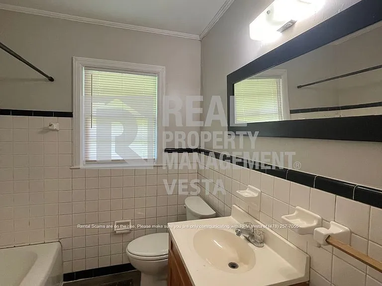 5351 Finsbury Dr — Photo 7
