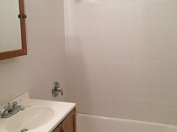 4th image of 3033 71st St #2