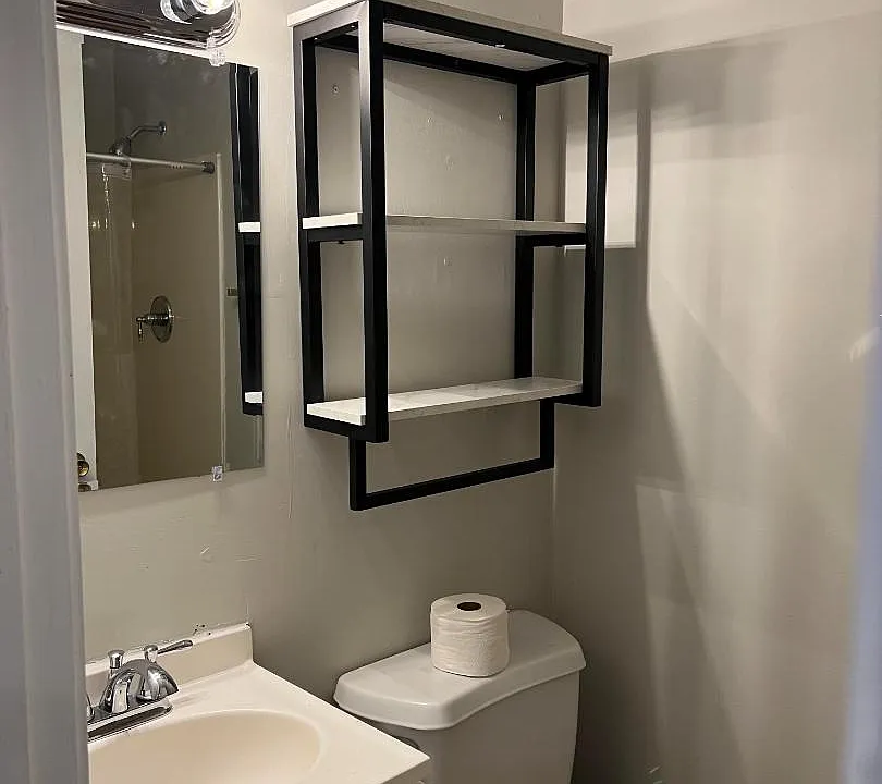 Unit Photo