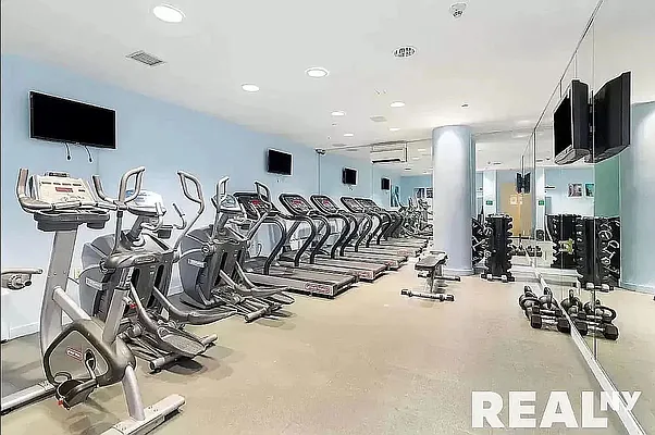 Rented by REAL New York | media 44