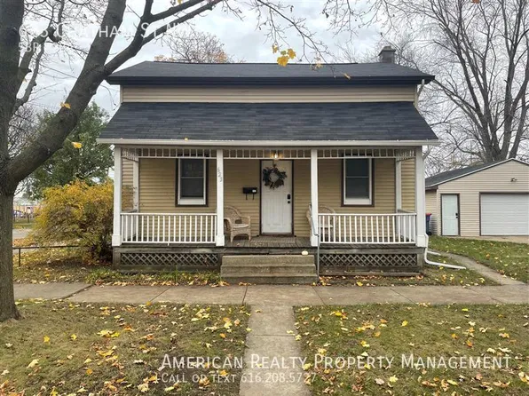 623 Chatham St NW, Grand Rapids, MI 49504
