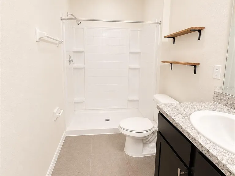 809 Lucent Sands Ct — Photo 15