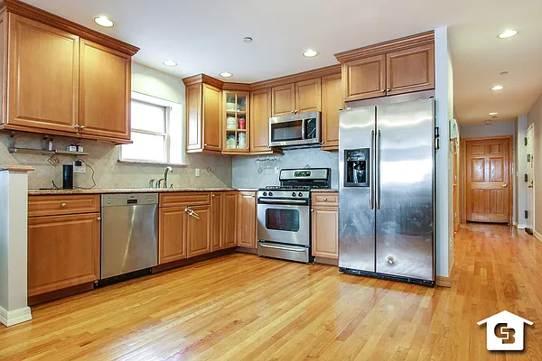 Sold by Coldwell Banker Reliable Real Estate | media 2