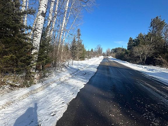 4th image of 530 Lind Rd