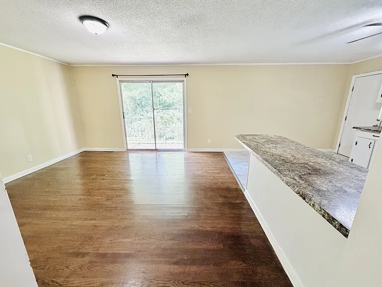 400 S Highland Forest Dr — Photo 7