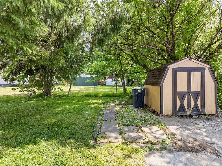 2232 Youngstown Poland Rd — Photo 16