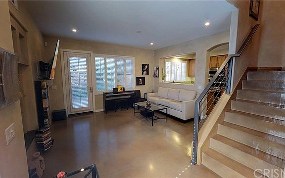 2nd image of 23902 Calle Del Sol Dr