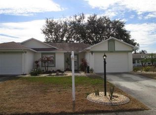 1912 Grand Cypress Ln, Sun City Center, FL 33573