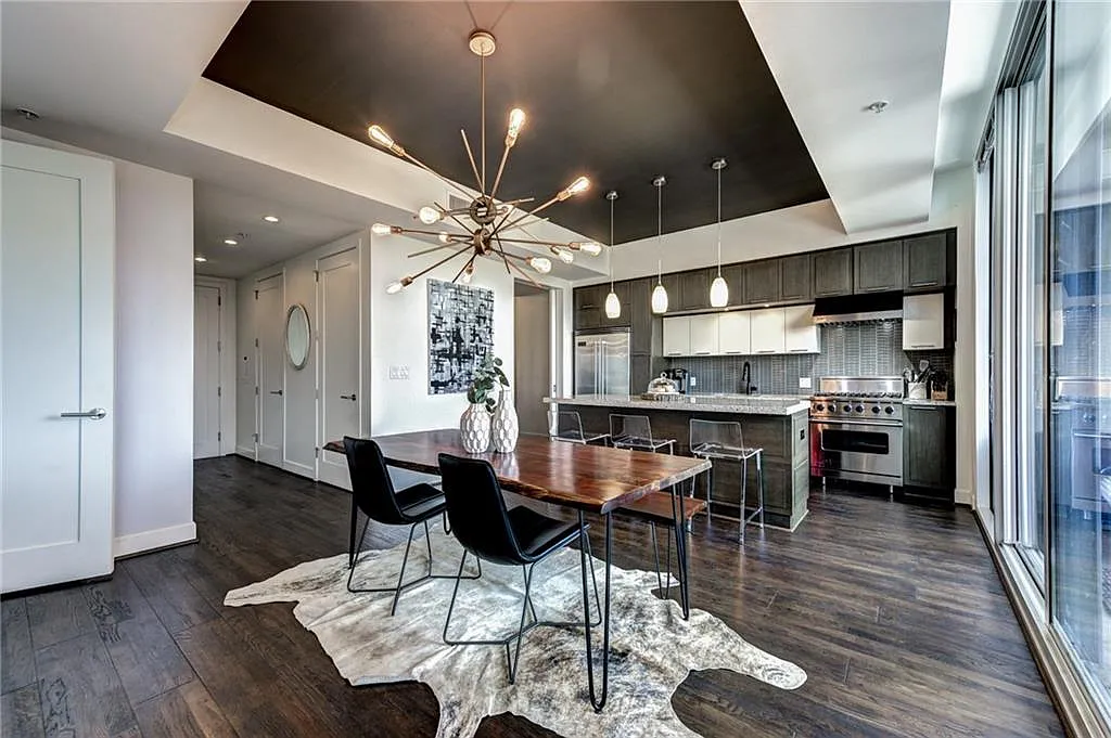 2 bed, 2.5 bath, 1381 sqft, $3,800 — Photo 4