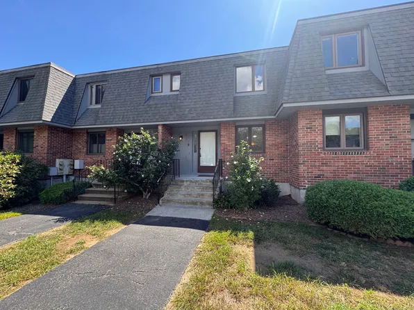 32 Upper Pattagansett Road #8, East Lyme, CT 06333