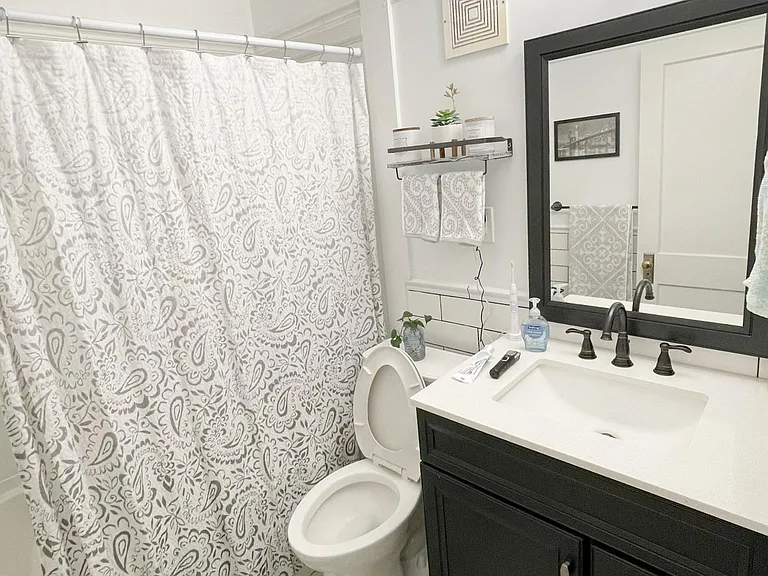 18710 Sloane Ave — Photo 5