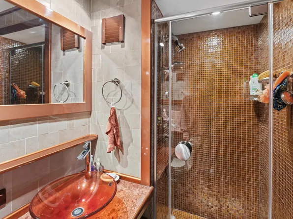 160 West 66th Street image 11 of 13