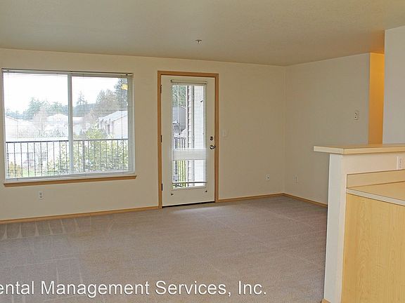 5th image of 11712 SE Powell Blvd APT 24