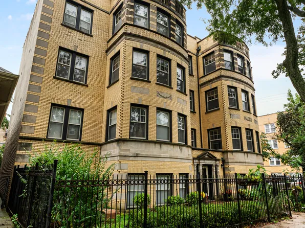 (undisclosed Address), Chicago, IL 60645