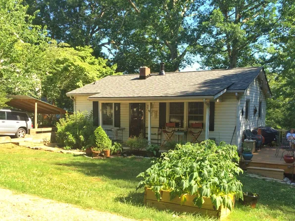 9 Jenny St, Asheville, NC 28806