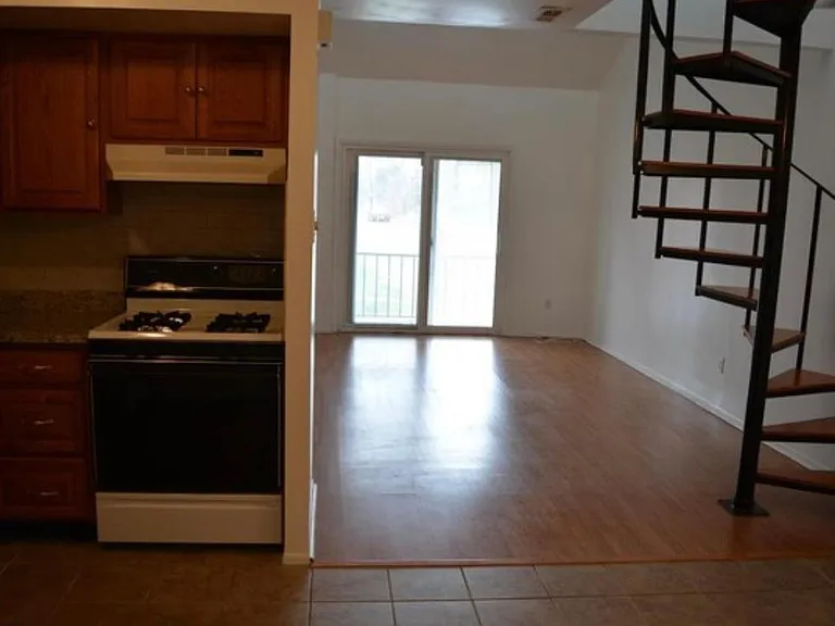 7751 Oxford Ave #B — Photo 15