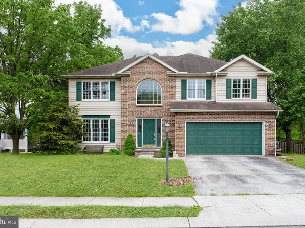 33 Chinkapin Dr, New Oxford, PA 17350