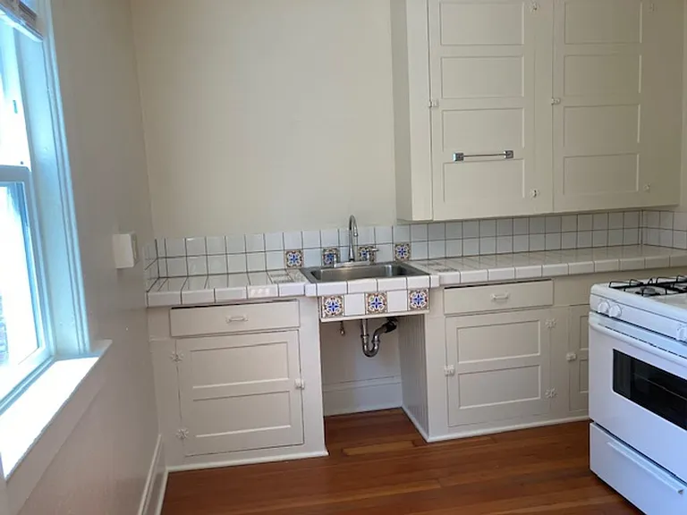 Margaret Anne Apartments — Photo 6