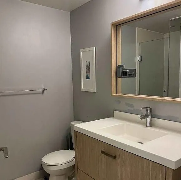 560 Front St W #728 — Photo 8