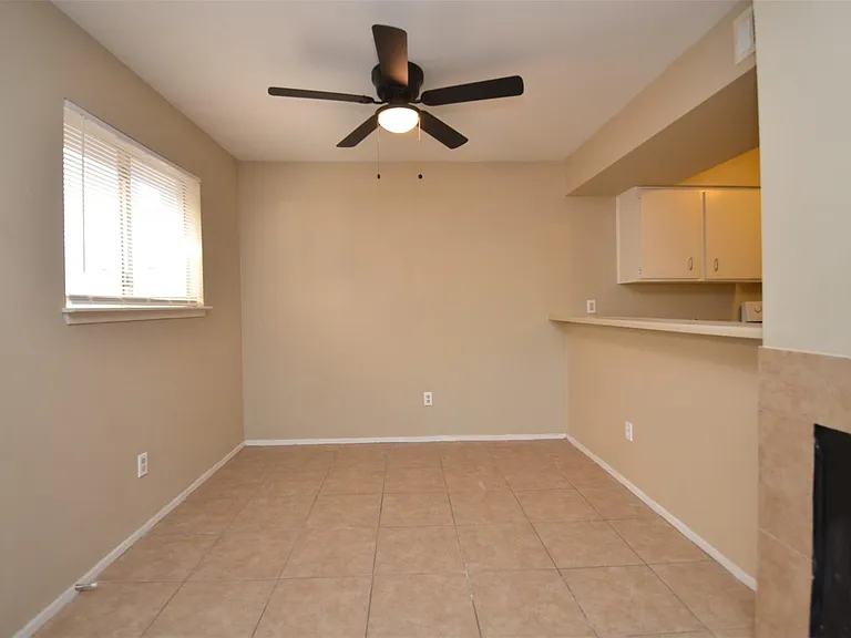 5993 Allday Dr #B — Photo 10