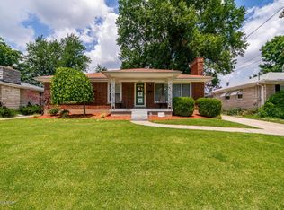 1407 Garvey Dr, Louisville, KY 40216