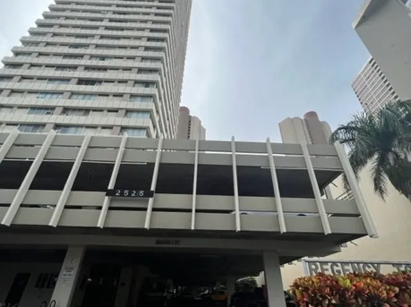 2525 Date St APT 2804, Honolulu, HI 96826