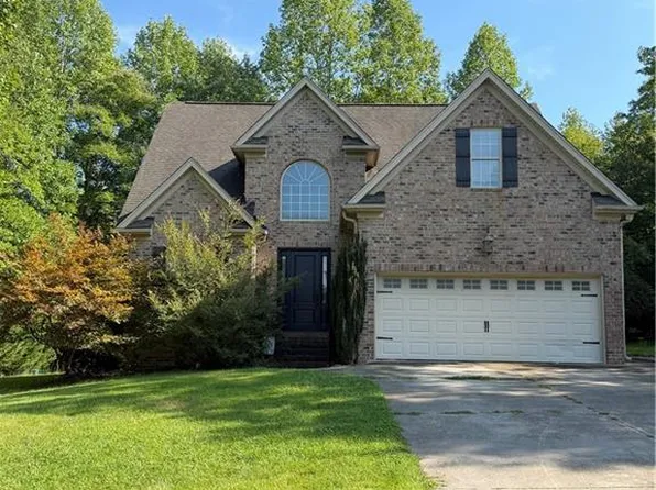 654 Mallard Dr, Randleman, NC 27317