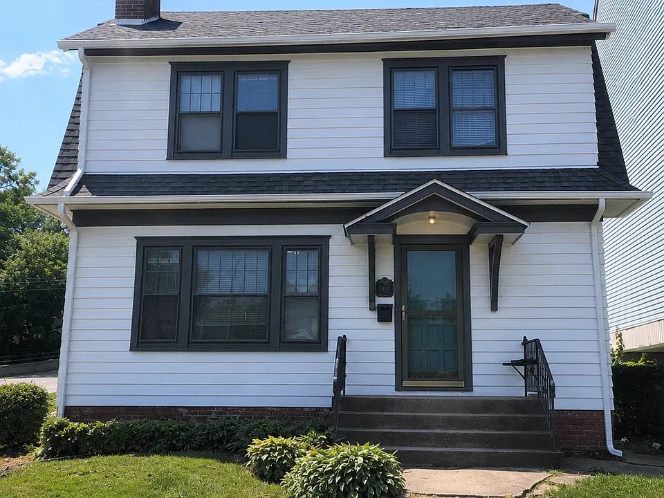 629 Iowa Ave